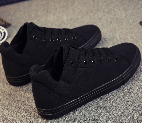 Casual Sneakers, Athletic Shoes, and Skate Shoes